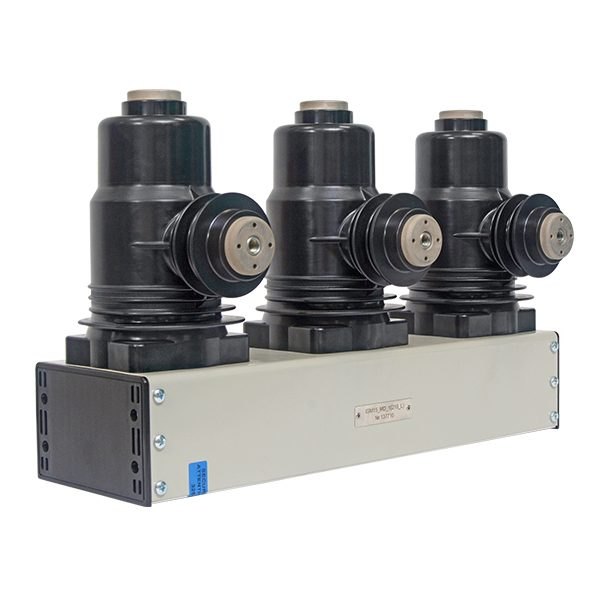Máy cắt chân không Indoor VCB 3 pha 17.5kV 1250A Magvatech