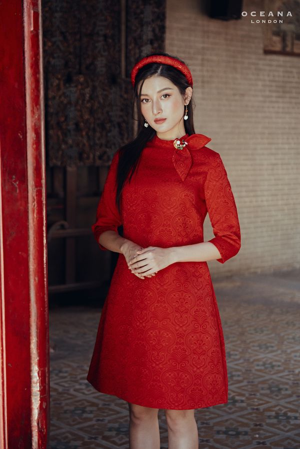 Váy Gấm Đỏ - 02