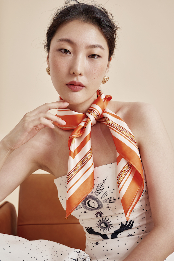Margot Scarf