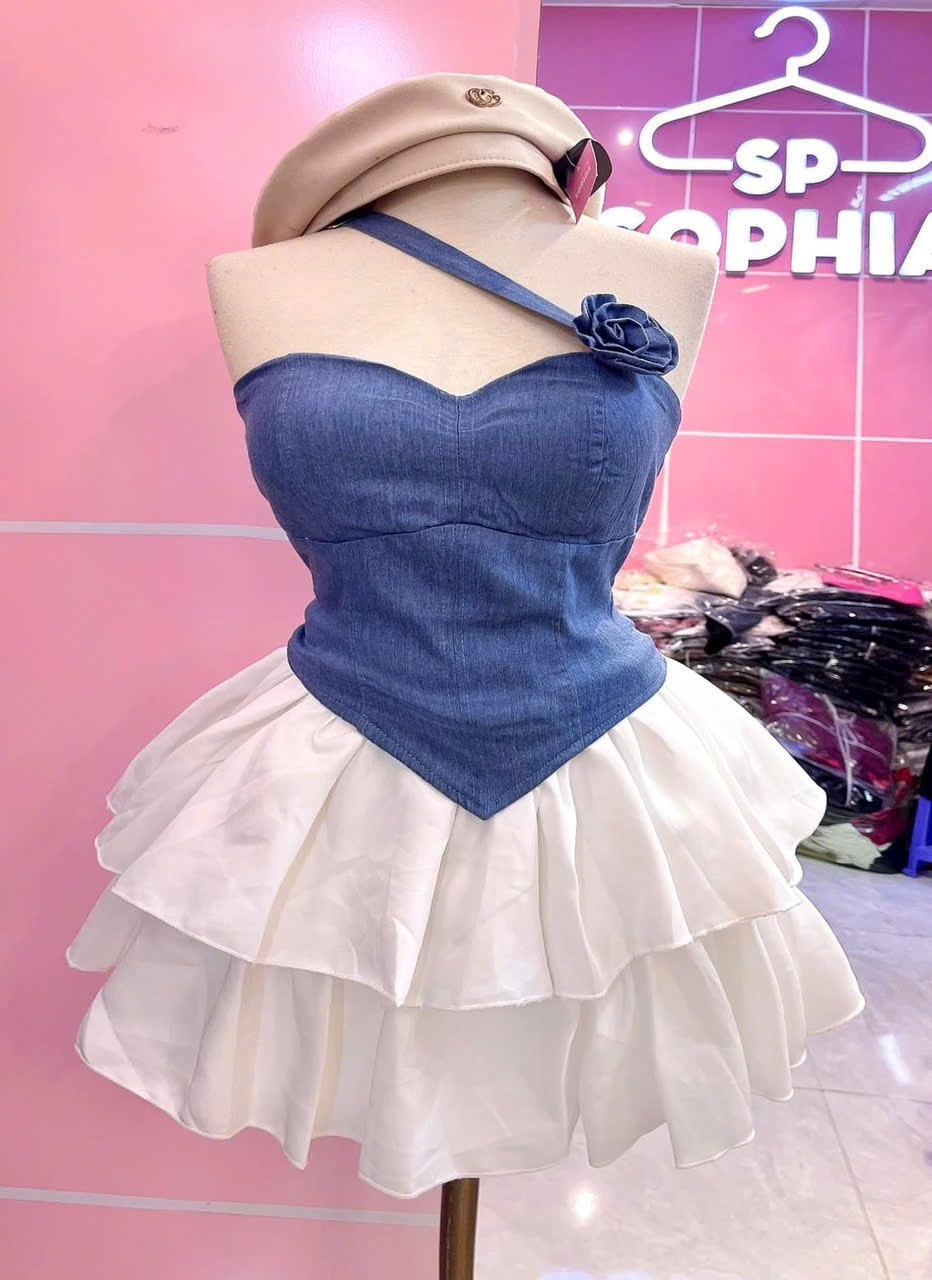 Đầm trắng