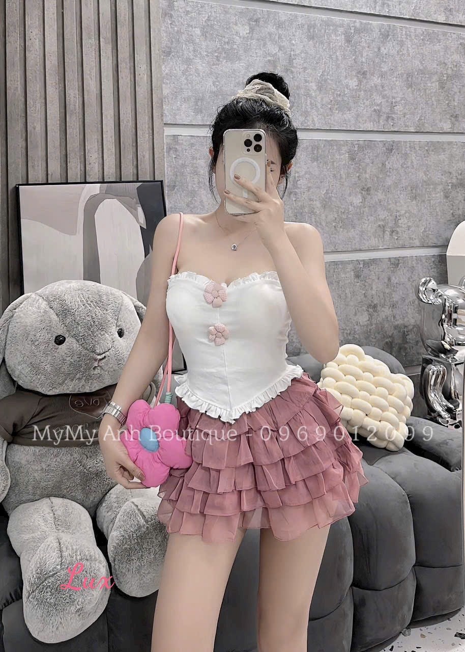 Đầm hot