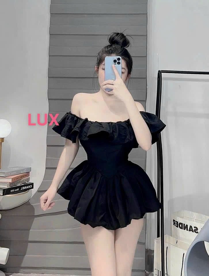 Đầm hot