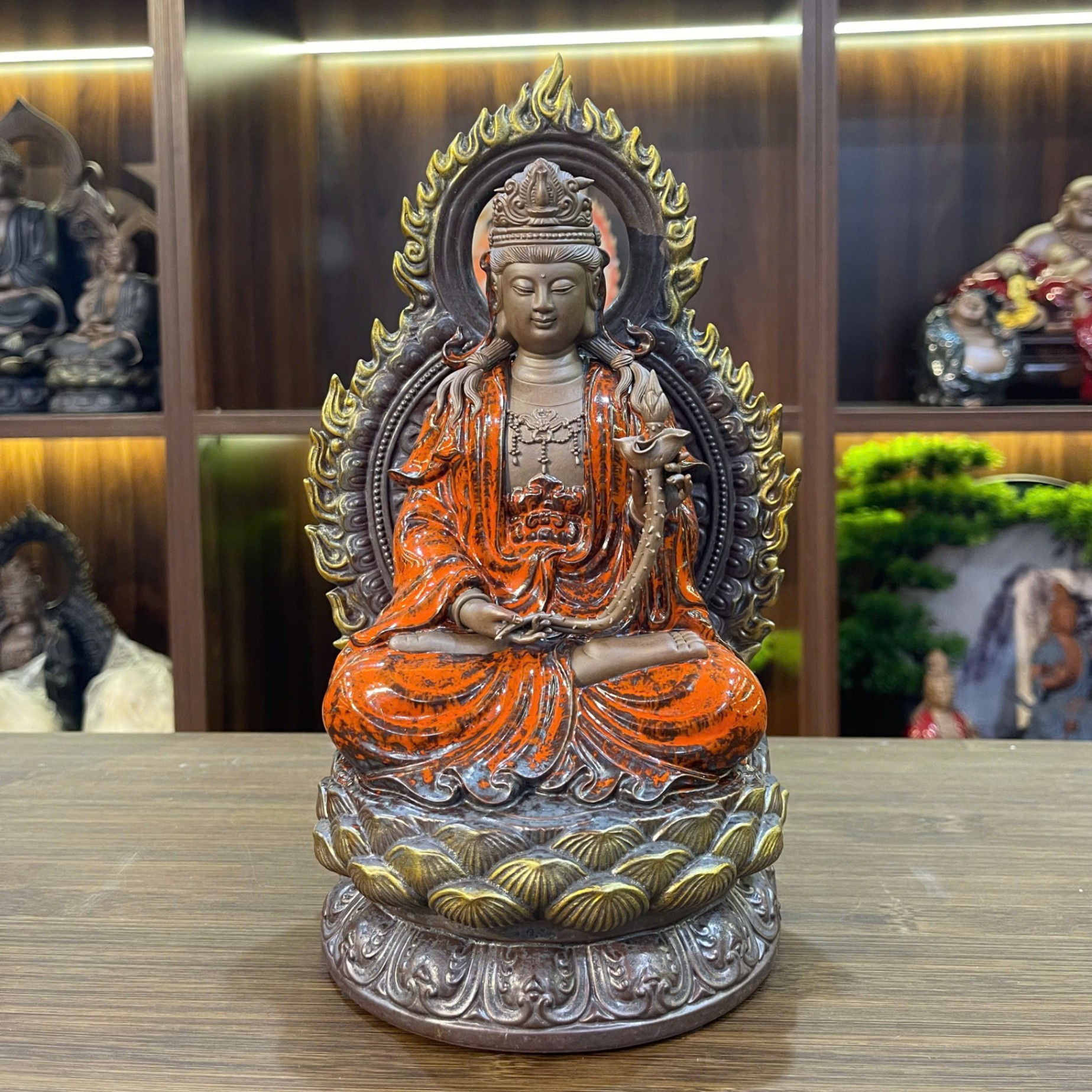 TƯỢNG ĐẠI THẾ CHÍ BỒ TÁT GỐM TỬ SA CAO CẤP CAO 25CM - PHẬT BẢN MỆNH TUỔI NGỌ