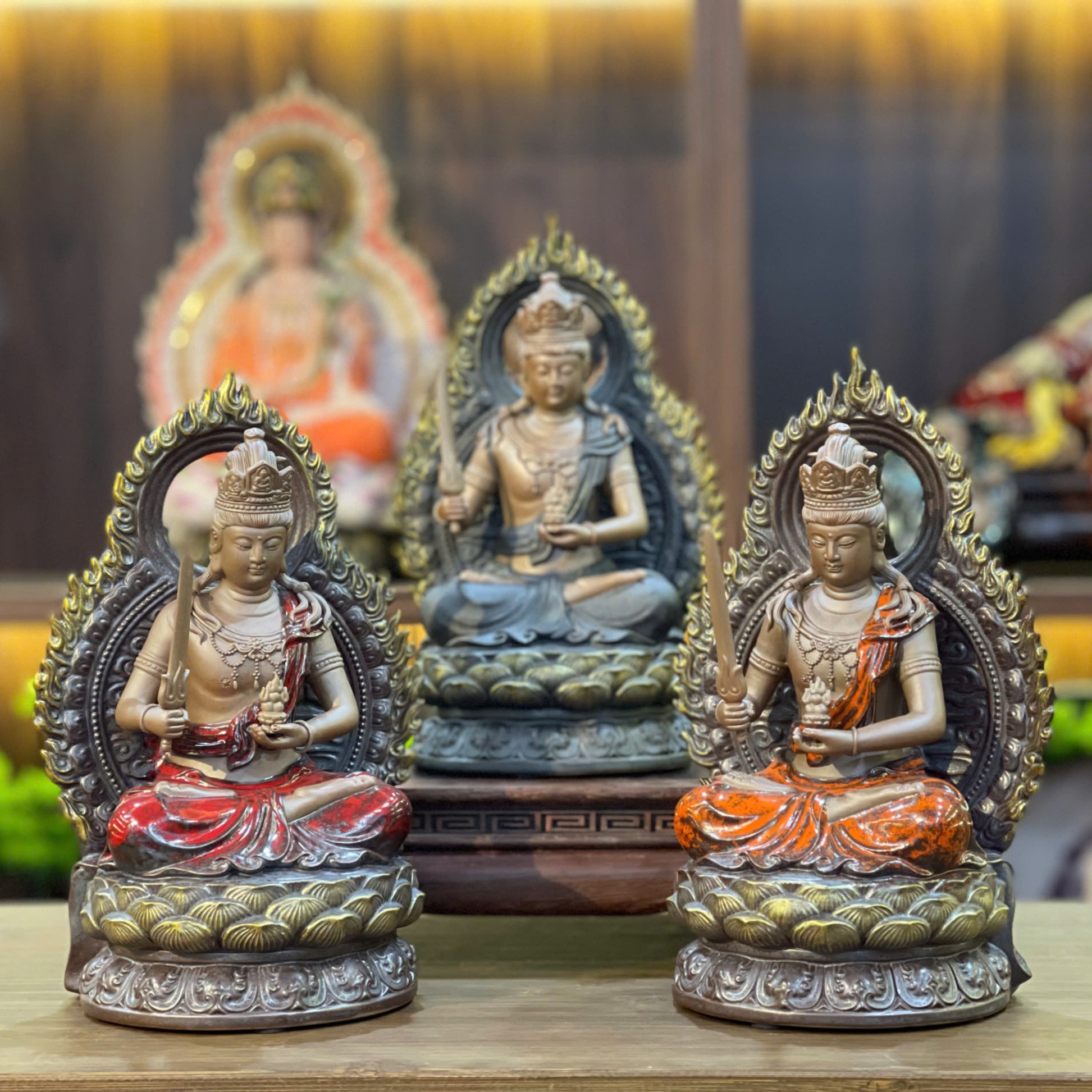 TƯỢNG HƯ KHÔNG TẠNG BỒ TÁT - PHẬT BẢN MỆNH TUỔI SỬU, DẦN Size bé 25cm