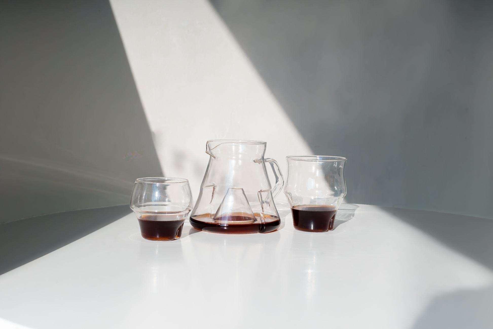 Bình Server Cyclone Sensory Carafe Cà Phê Cao Cấp Với Thiết Kế Aeration Waves Độc Quyền