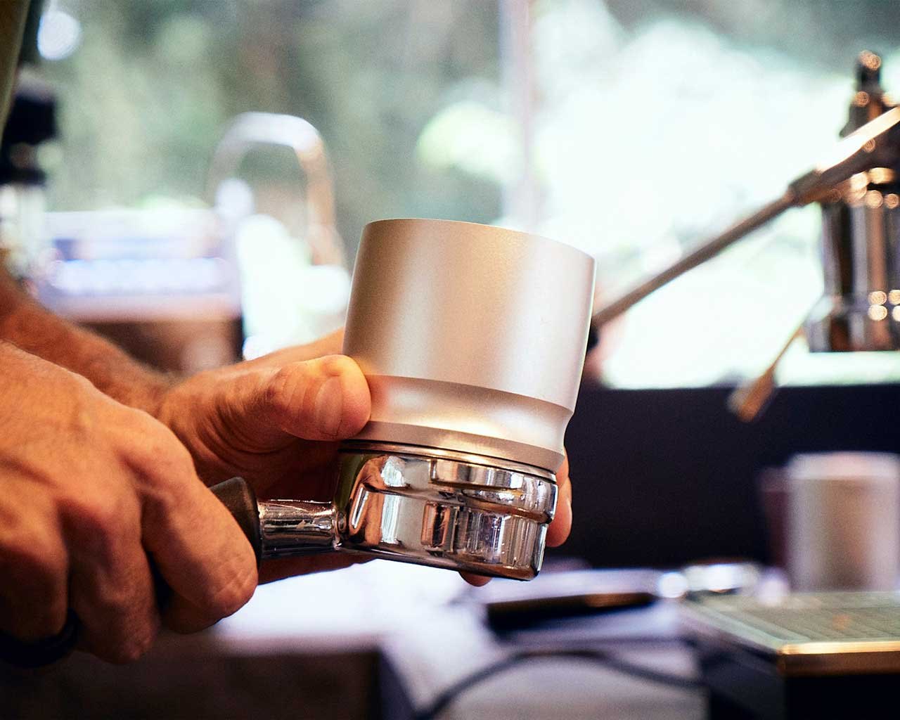 Weber Workshop Blind Shaker - Sliver - Dụng cụ phân tán & đồng nhất bột espresso