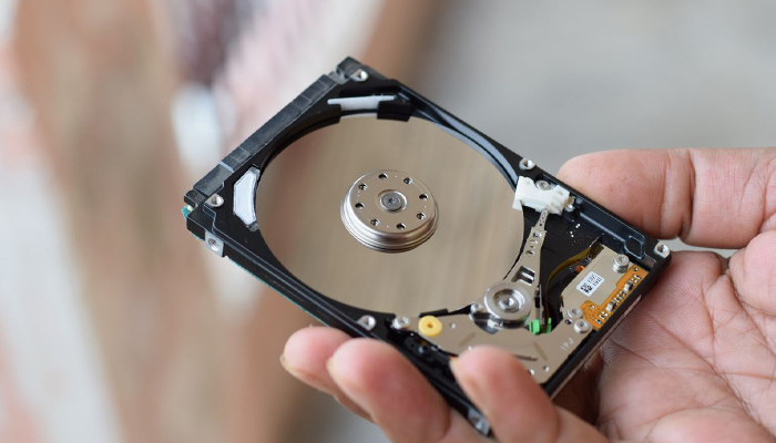 Vai trò và chức năng chính của HDD trong việc lưu trữ dữ liệu