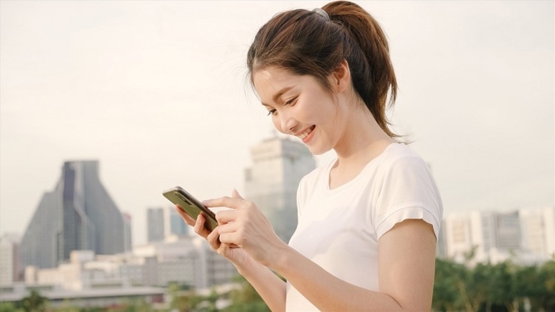 Phái đẹp nên nhắn tin thế nào sau buổi hẹn hò đầu tiên?