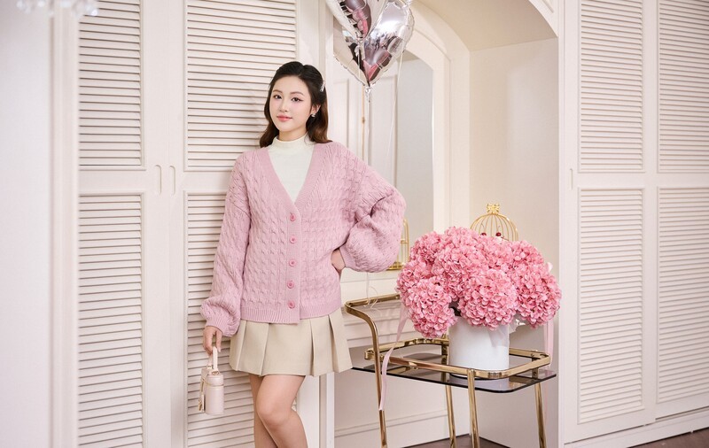 6 gợi ý giúp nàng diện chân váy và đầm thật xinh trong mùa Đông