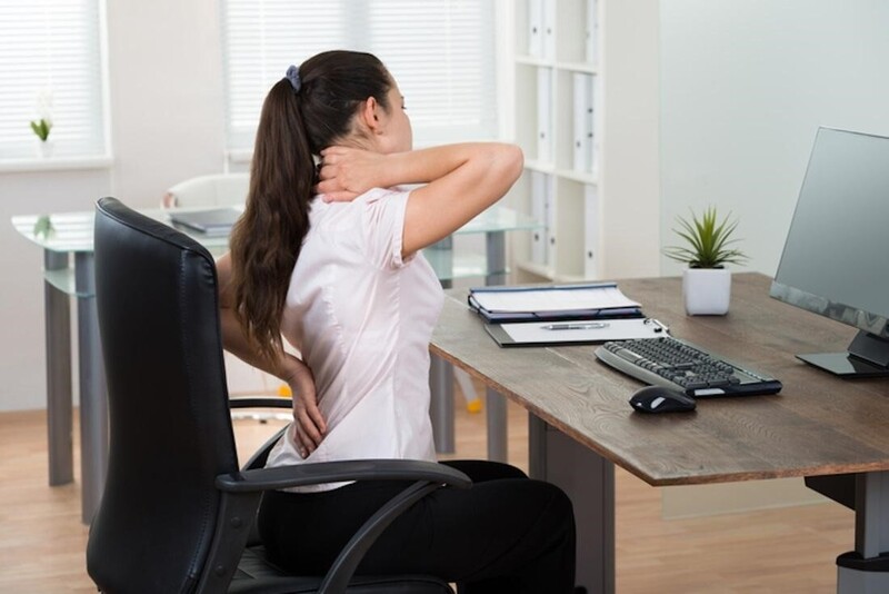 4 vấn đề sức khỏe dân văn phòng dễ gặp và cách chủ động phòng tránh