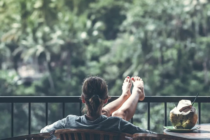 7 cách chăm sóc tinh thần dành cho những cô nàng hướng nội