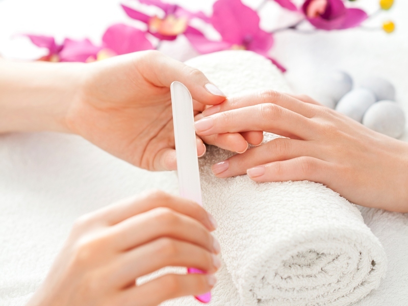 Bare Nails - Xu hướng móng tối giản khẳng định vẻ đẹp hiện đại