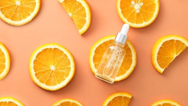Chọn serum vitamin C phù hợp để làn da rạng rỡ suốt mùa hè
