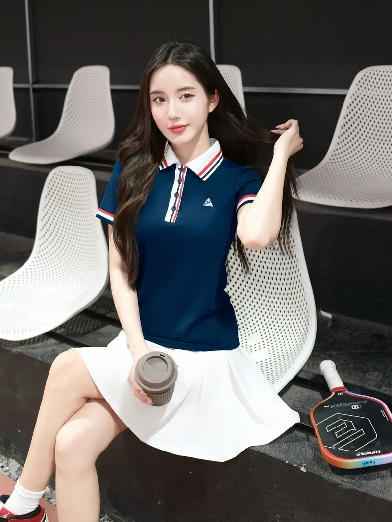 6-xu-huong-do-tap-pickleball-mua-He-giup-ban-noi-bat-tren-san-tap-2.jpg