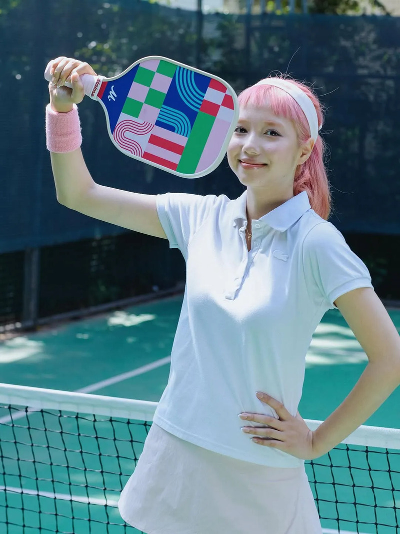 6-xu-huong-do-tap-pickleball-mua-He-giup-ban-noi-bat-tren-san-tap-4.jpg