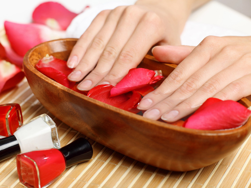 Bare-Nails-Xu-huong-mong-toi-gian-khang-dinh-ve-dep-hien-dai-3.jpg