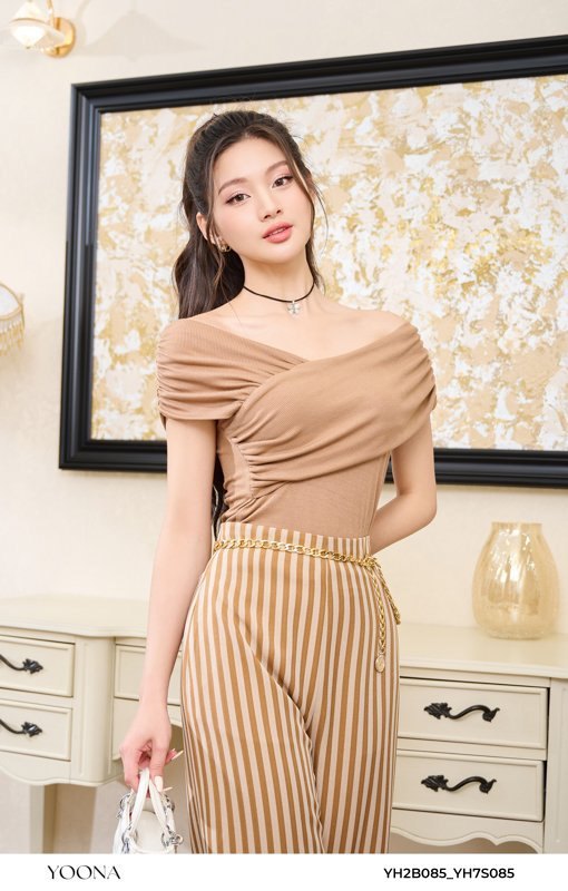 YH7S085 - Quần twill silk kẻ nâu