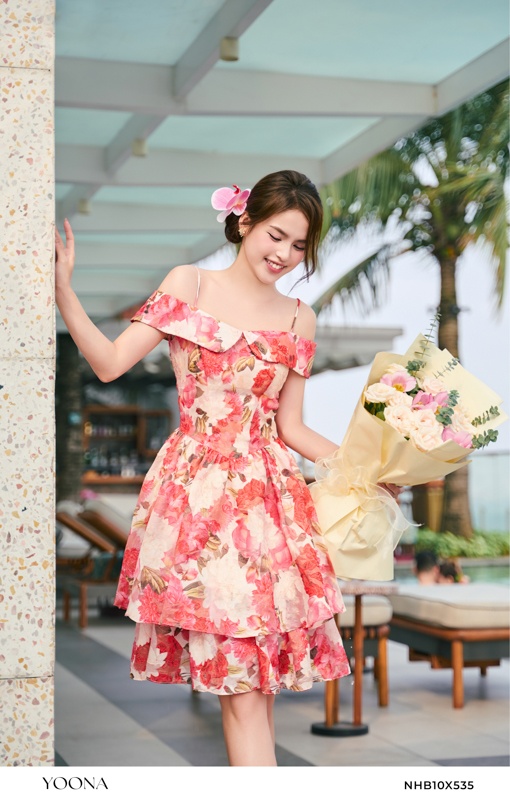 NHB10X535- Đầm organza hoa cẩm chướng