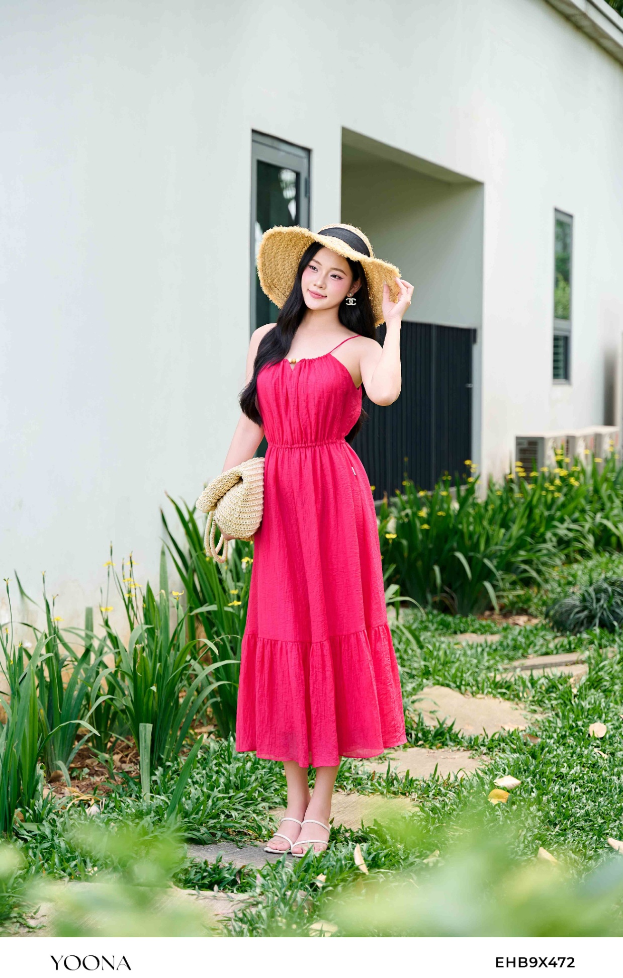 EHB9X472 - Đầm tơ nhăn kẻ