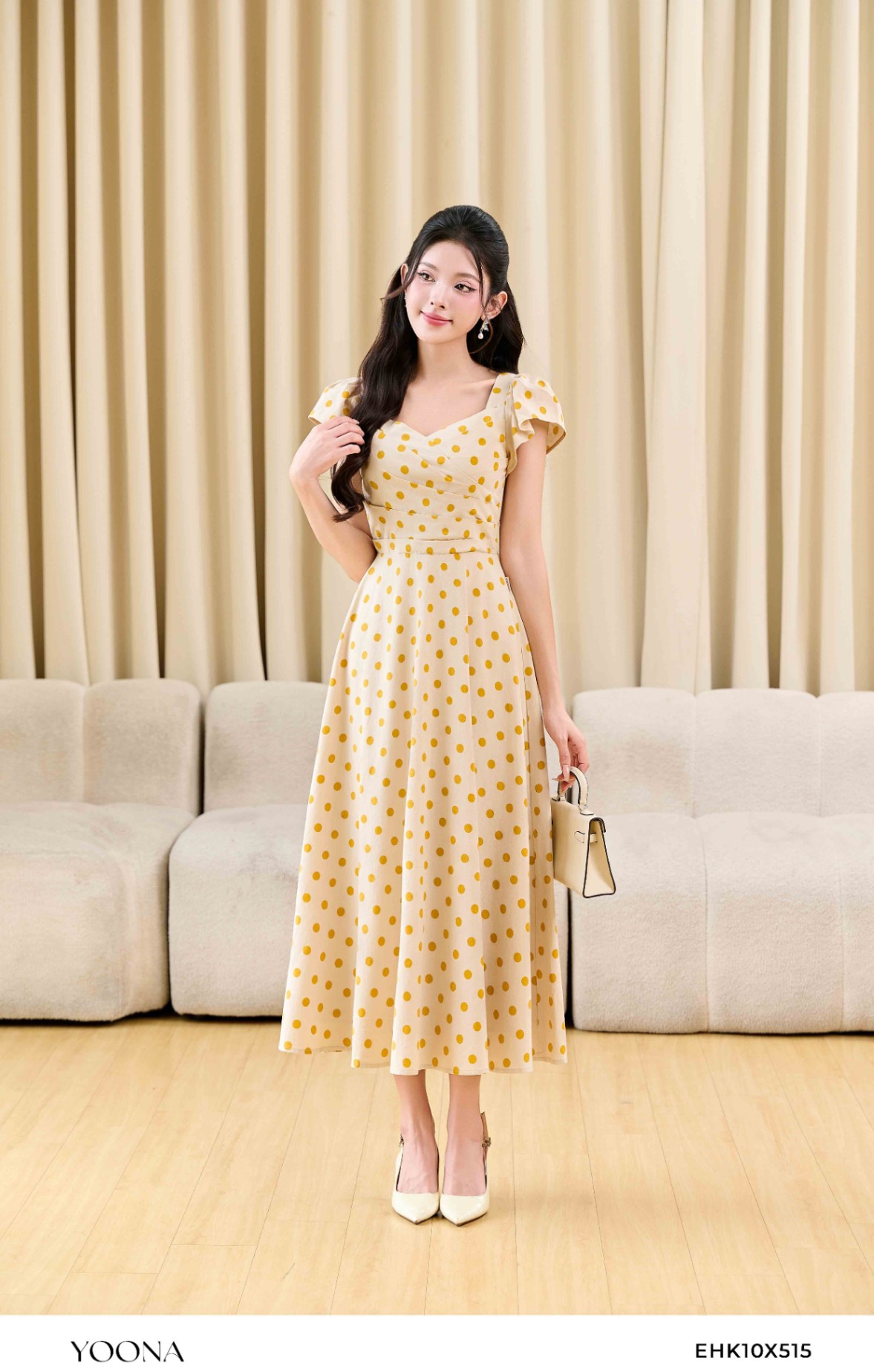 EHK10X515 - Đầm đũi xước chấm bi vàng