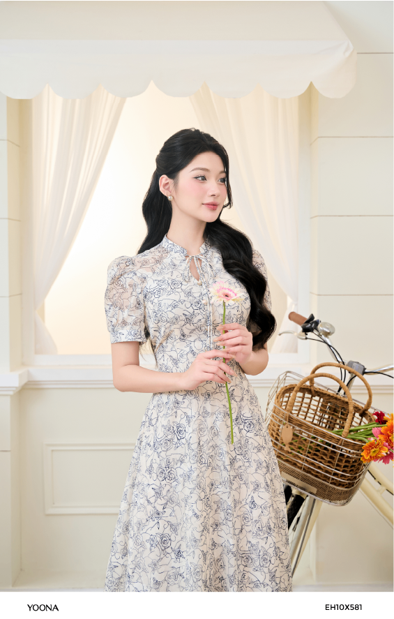 EH10X581 - Đầm tơ in hoa hồng đen