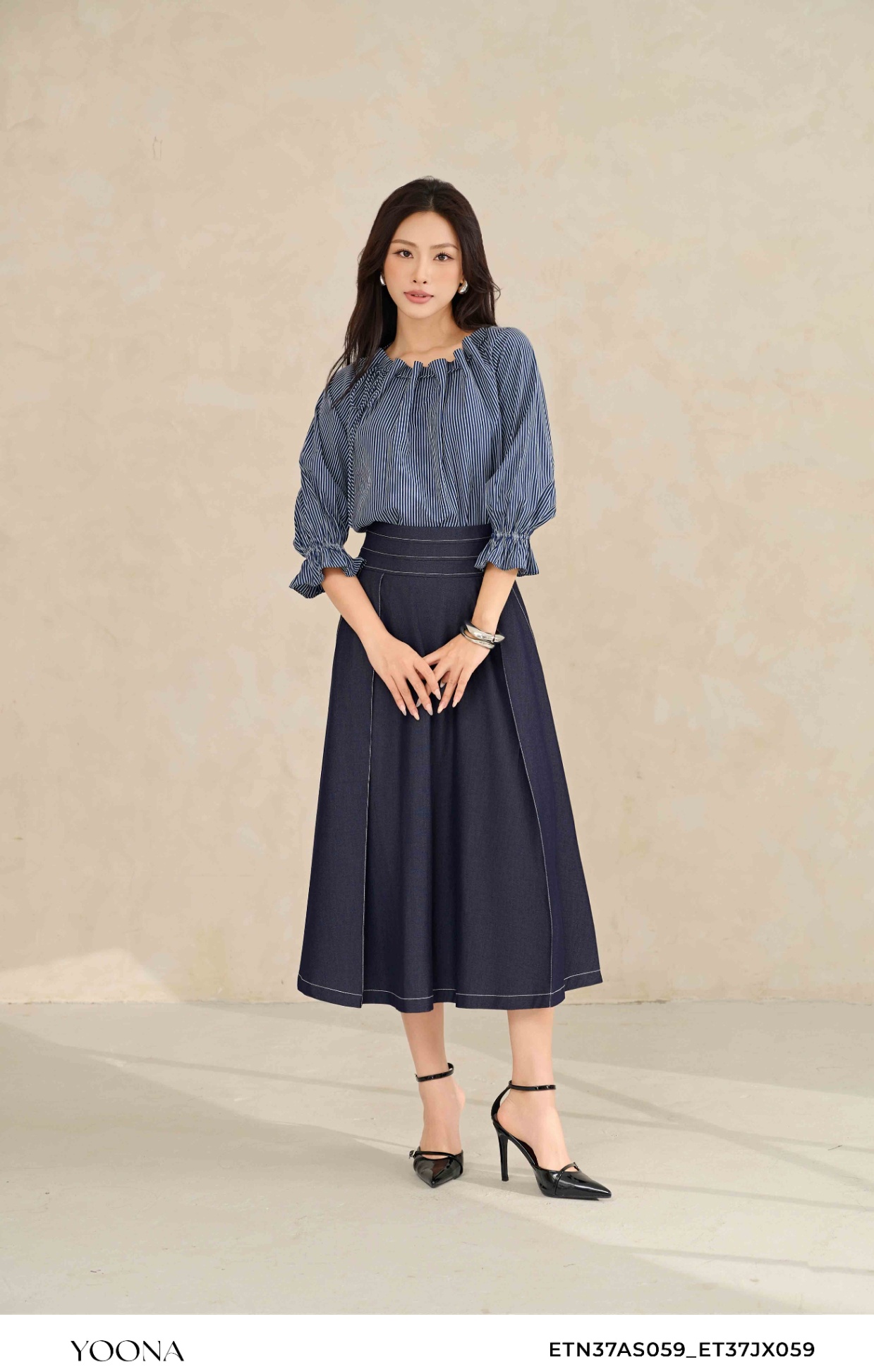 ET37JX059 - Juyp denim xanh than
