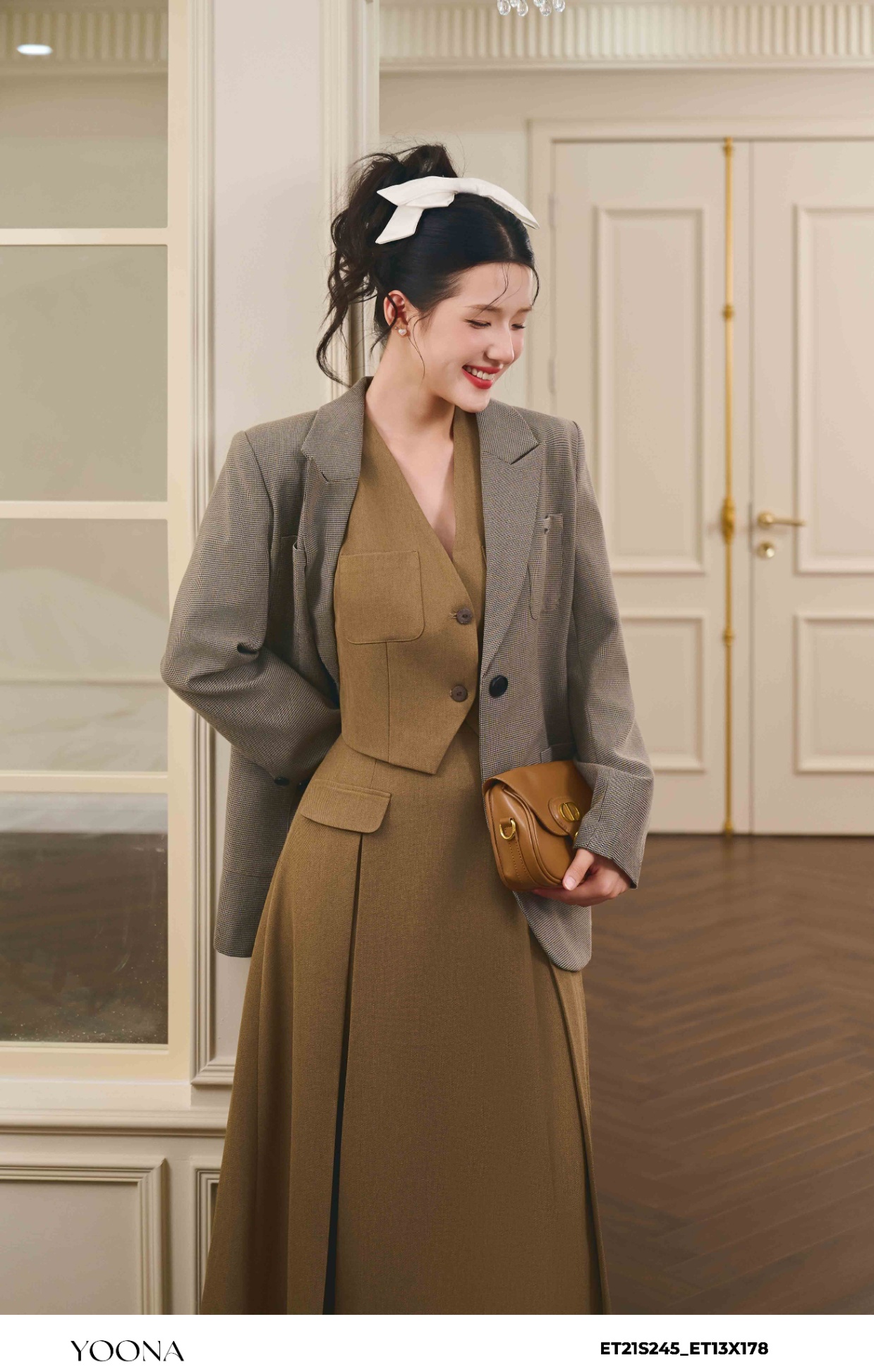 ET21S245 - Áo khoác twill silk