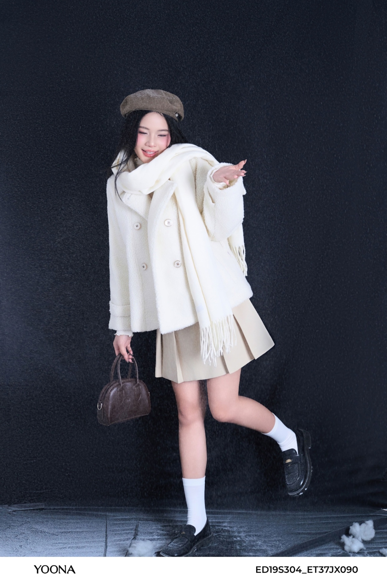 ED19S304 - Áo khoác dạ lông cừu