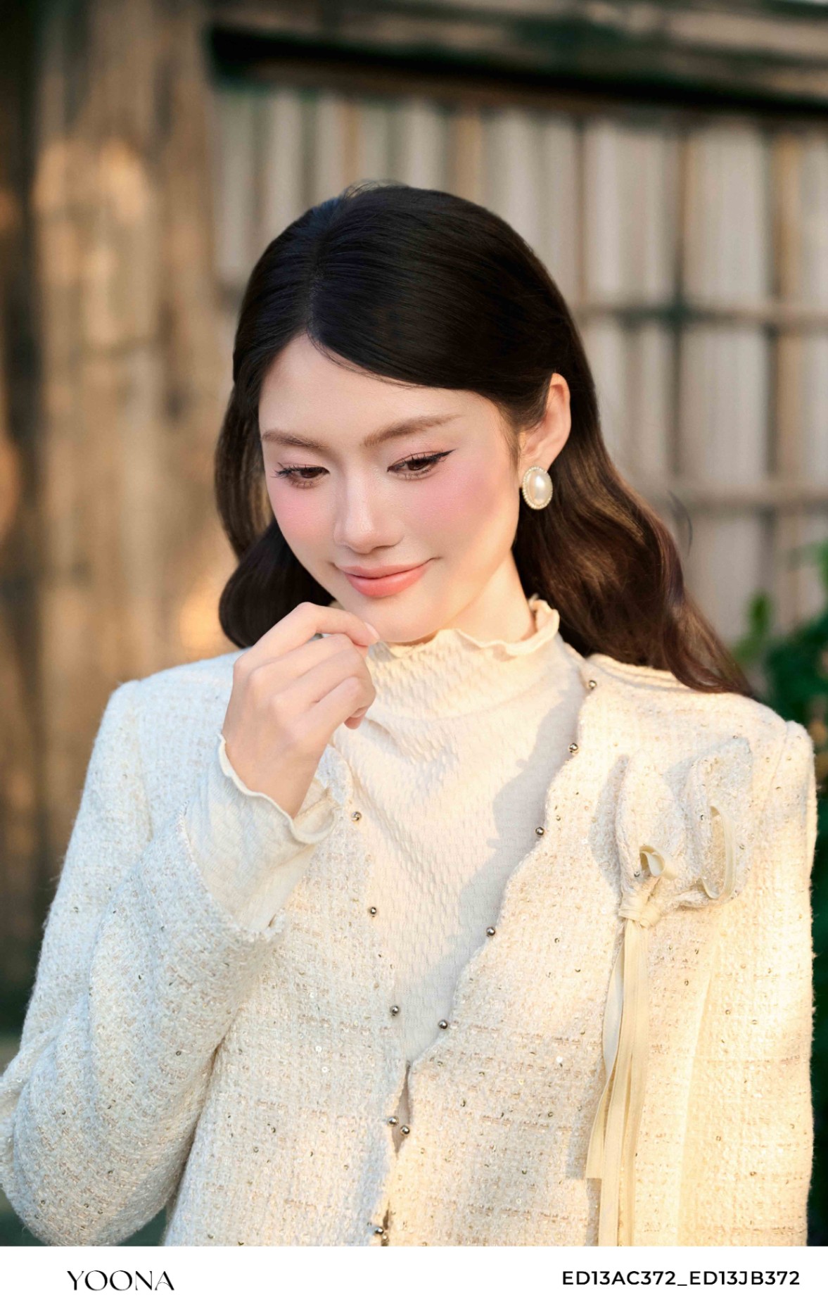ED13AC372 - Bộ dạ tweed kẻ be