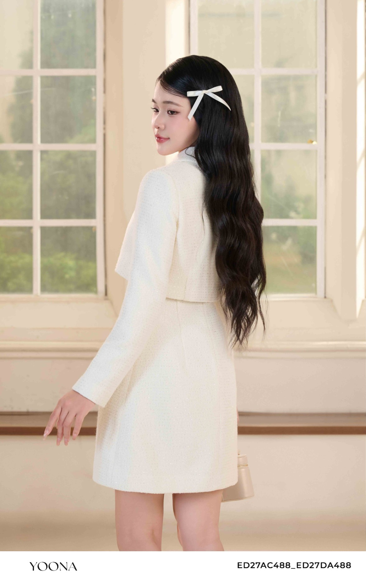 ED27DA488 - Bộ dạ tweed đính kim sa