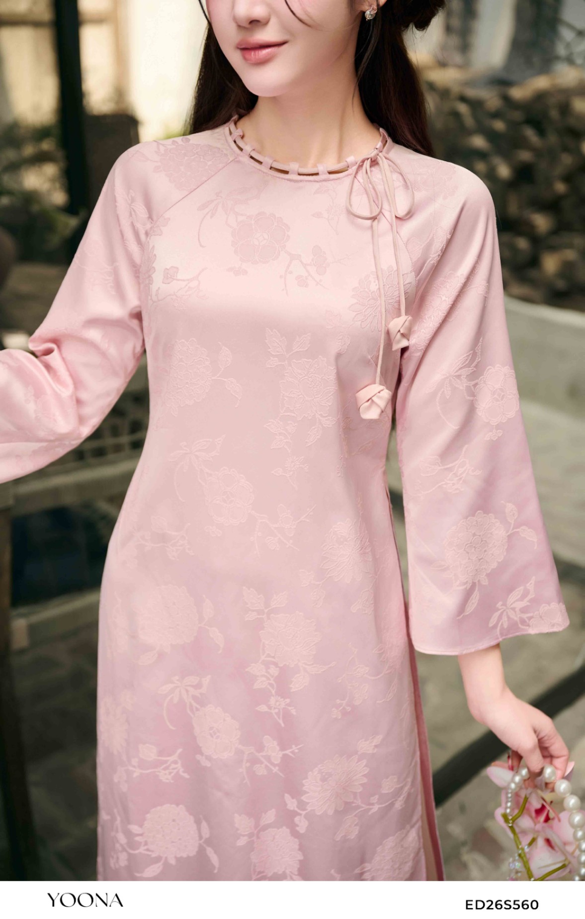 ED26S560 - Sét áo dài lụa gấm thêu hoa