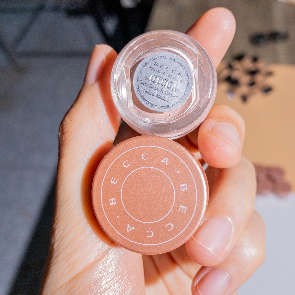 Che khuyết điểm BECCA mini 2.3g (ckđ mắt)