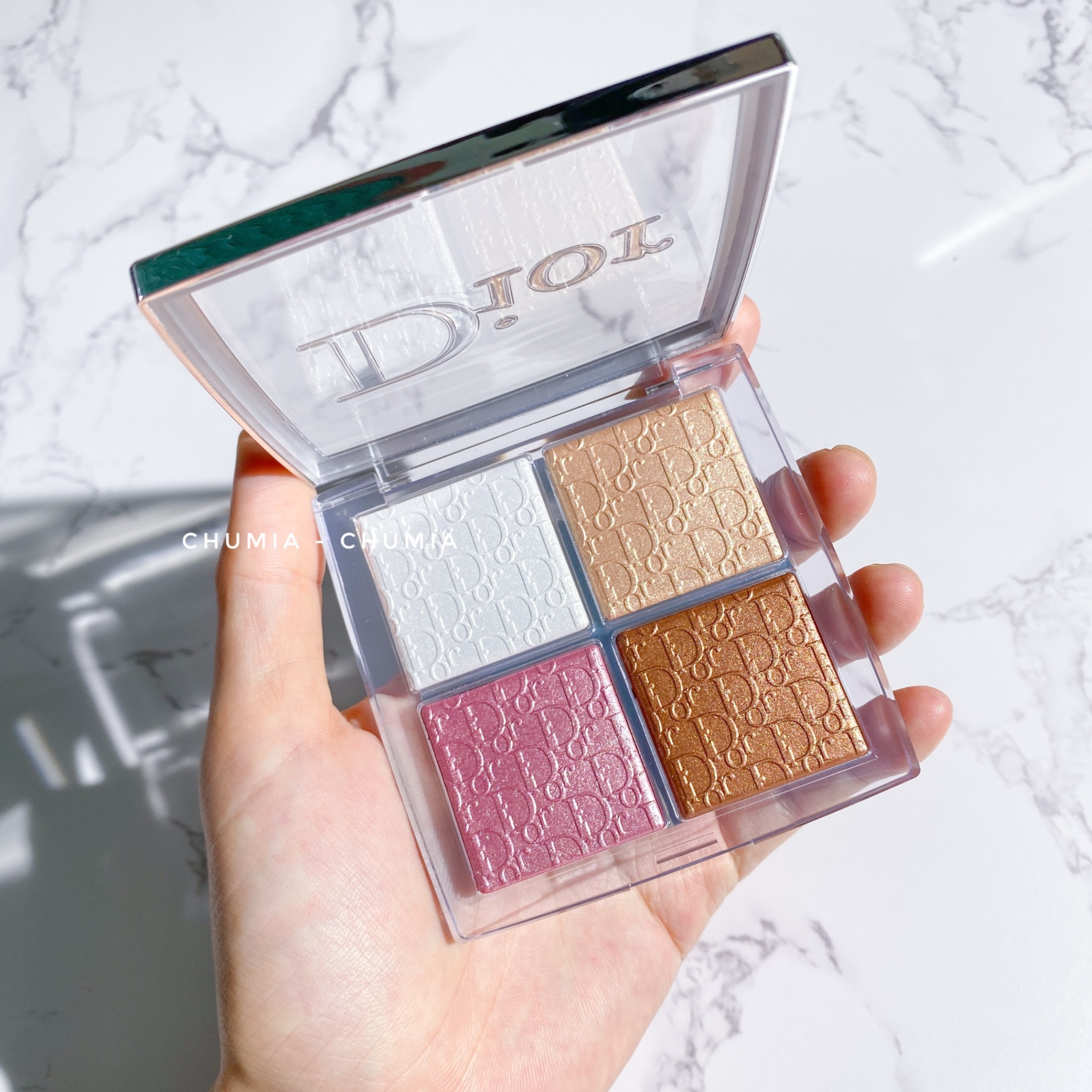 Bắt sáng DIOR glow face - 001 universal