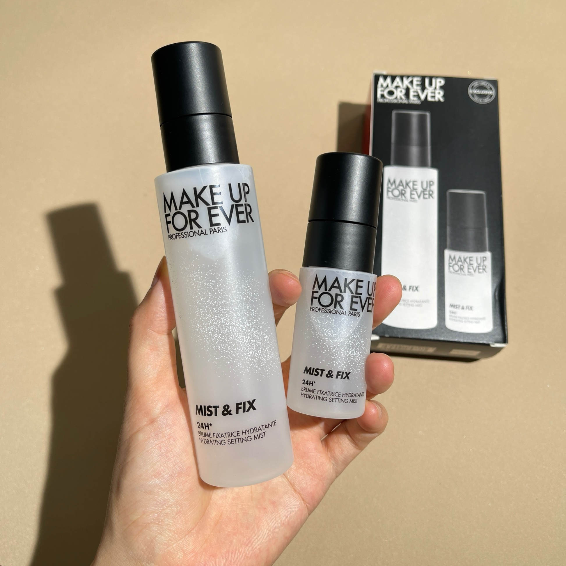 Xịt khoá nền MAKE UP for ever mist & fix (set 1 chai 100ml + 1 chai 30ml)