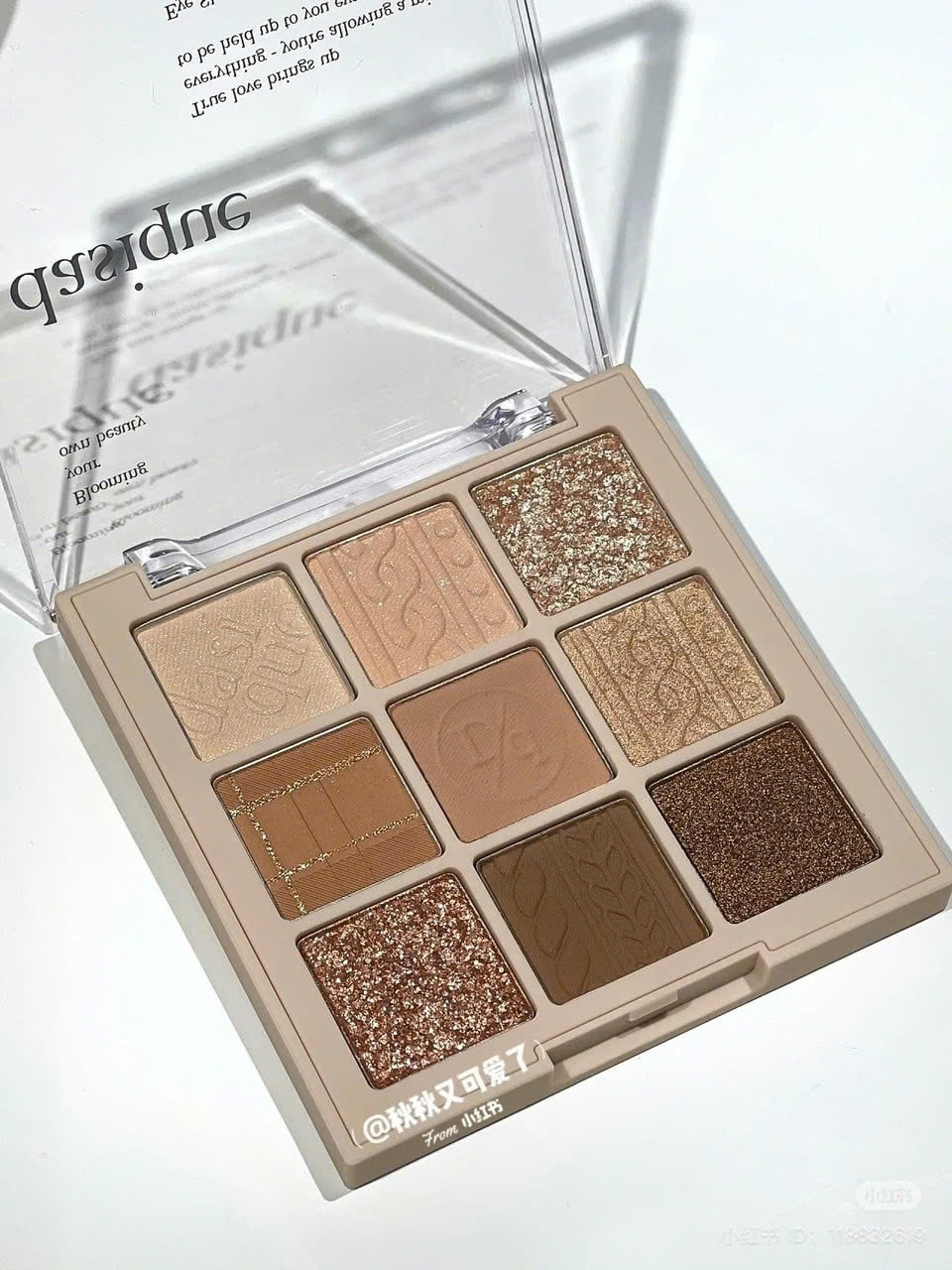 Phấn mắt DASIQUE eye shadow 9 ô - #15 beige knit