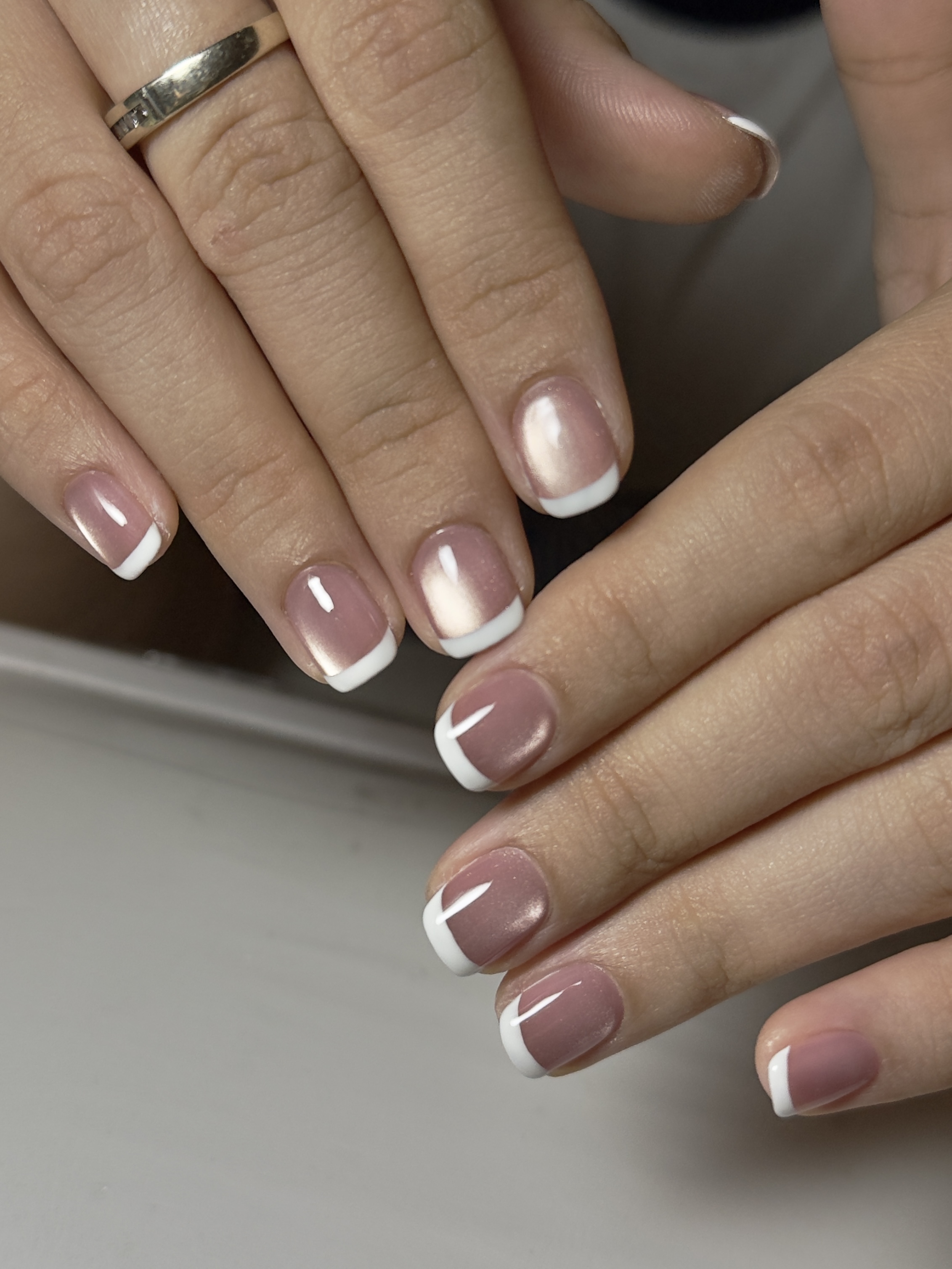 Mắt Mèo Hồng 03