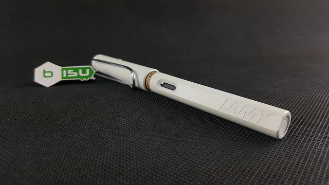 Bút máy - Lamy Safari - White