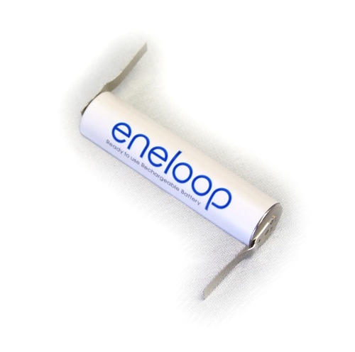 (01 viên) Pin sạc Eneloop Panasonic AAA màu trắng (Phiên bản xuất khẩu - 750 mAh - 2100 lần sạc - Điện áp 1,2v - 1,5v)