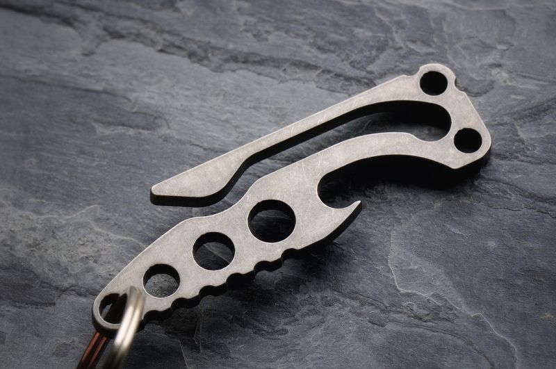 EDC - Móc cài đa năng Pangea PickPocket Alpha ( chất liệu titanium ) Made in USA