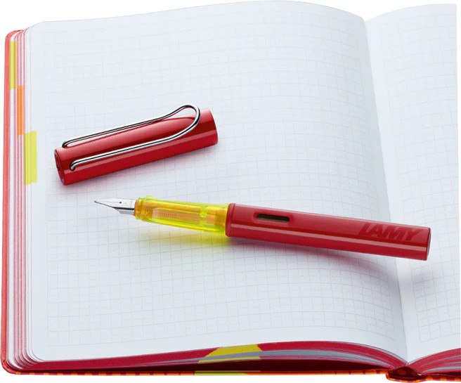 Bộ quà tặng - LAMY Al-star Glossy Red + Sổ Notebook A5 (Limited Edition 2022)