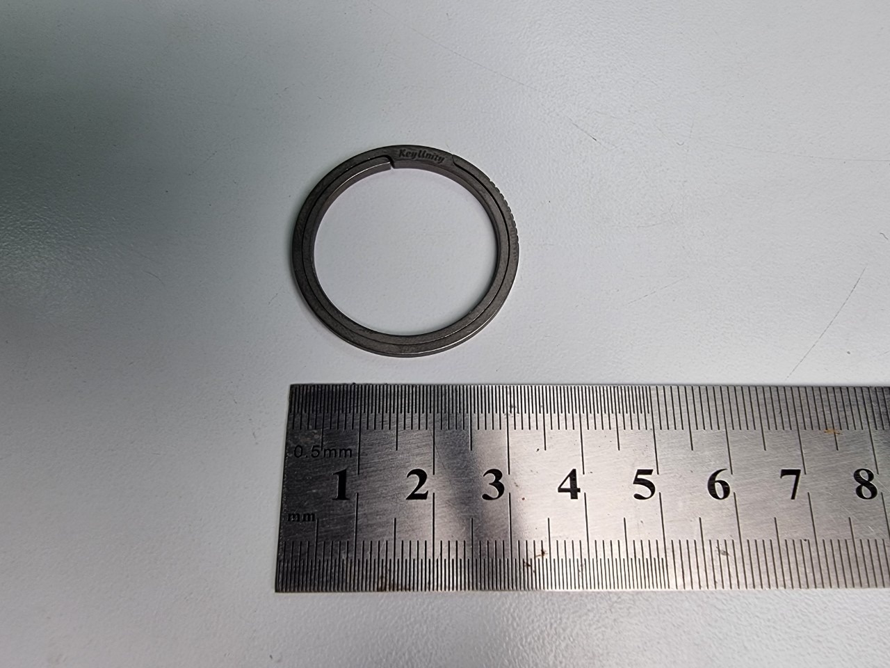 KEYUNITY - KA12 RING TITANIUM ( L )