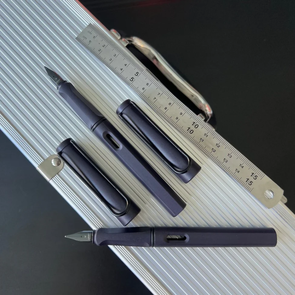 Bút máy - Lamy Safari - Steel Black
