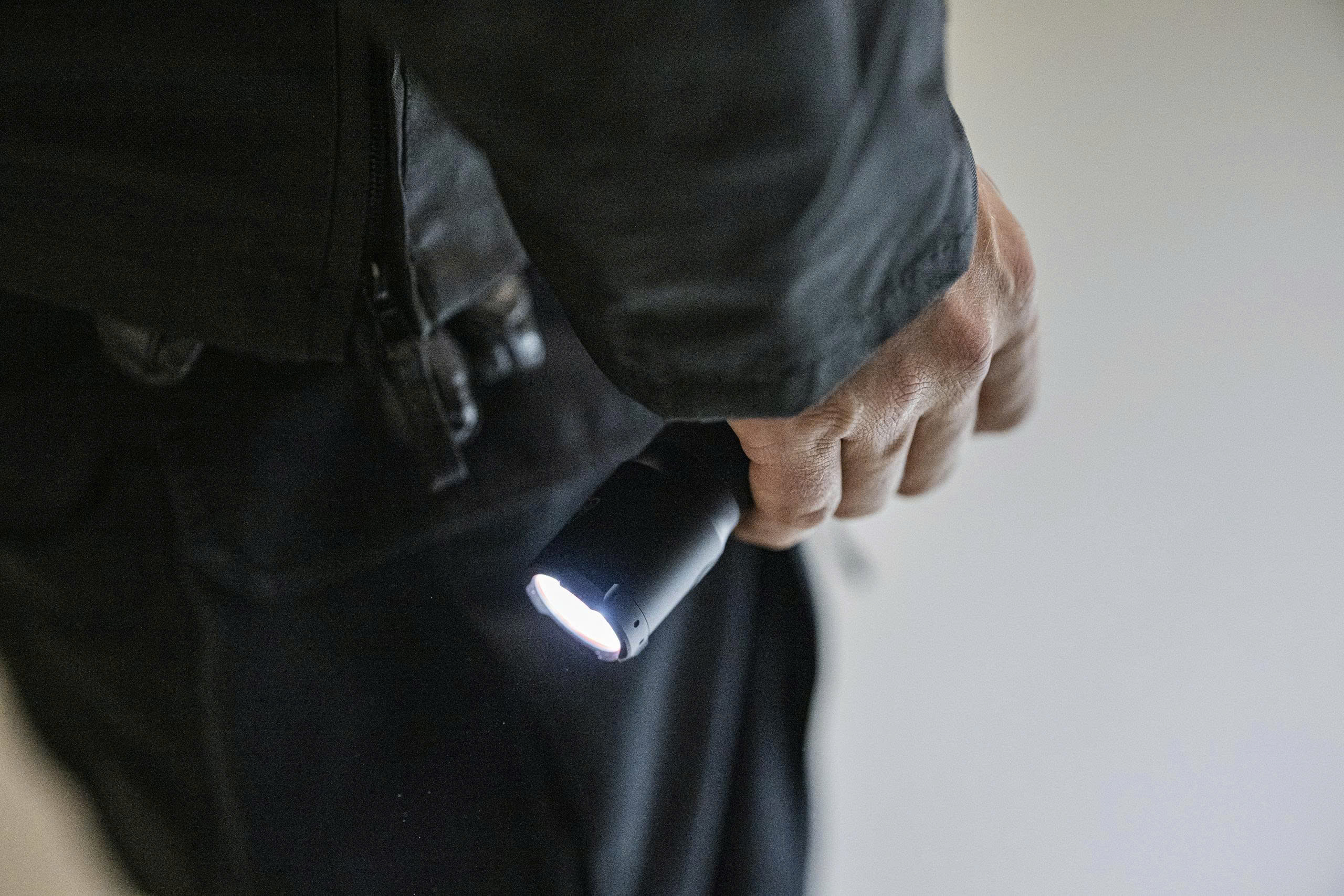 Đèn pin Ledlenser TAC7R