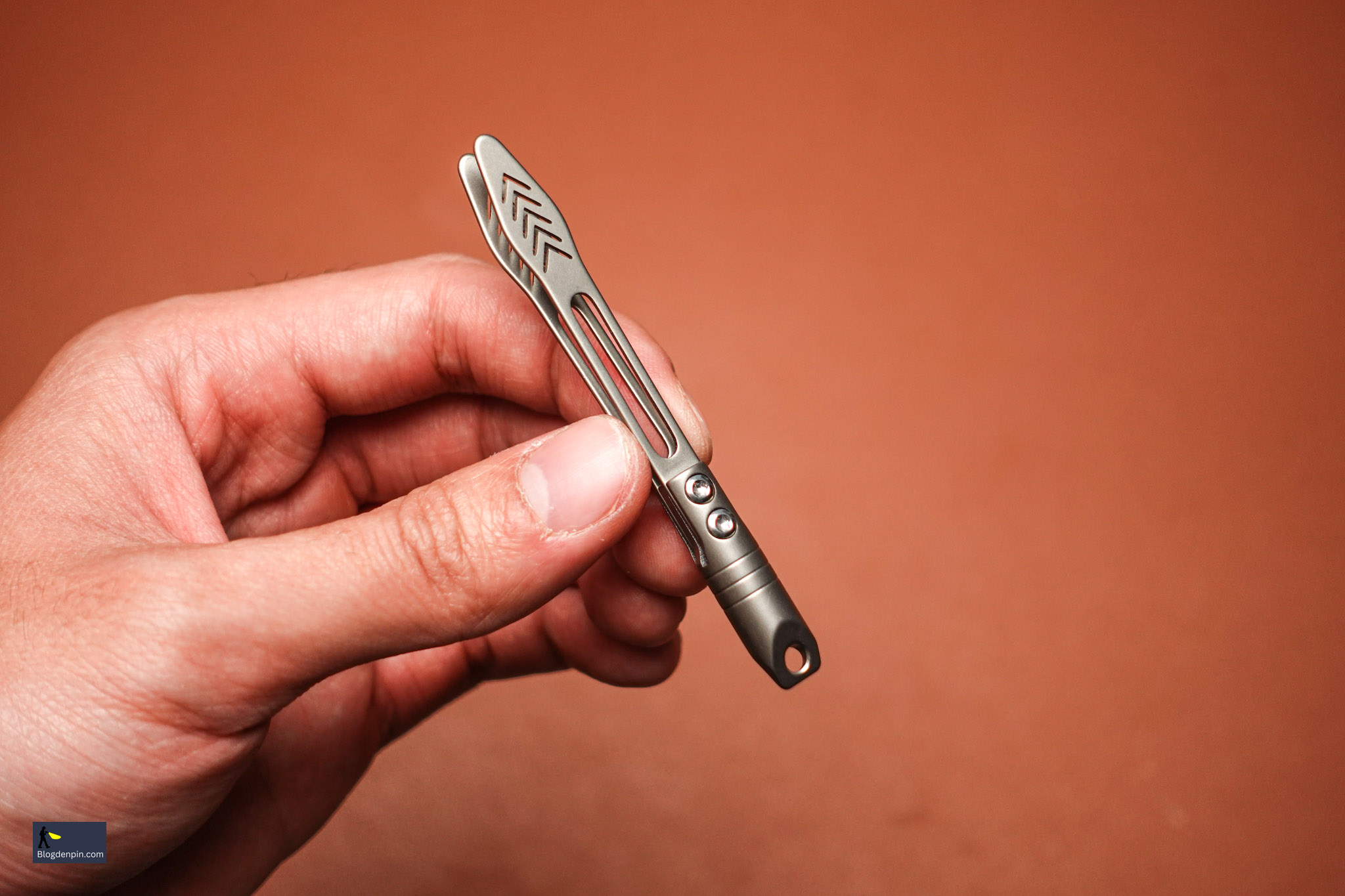 Nhíp Titanium treo móc khoá - TX14