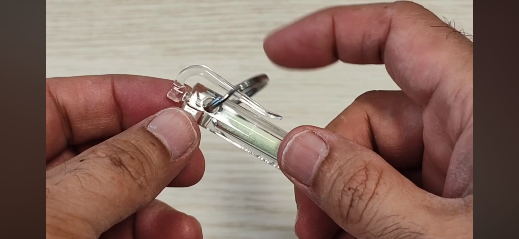 Thanh phát sáng Ni Glo Solar Gear (nhiều màu)
