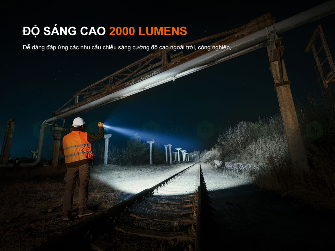 Den-pin-Fenix-C5-PRO-2000-Lumens--1.jpg?v=1773993863