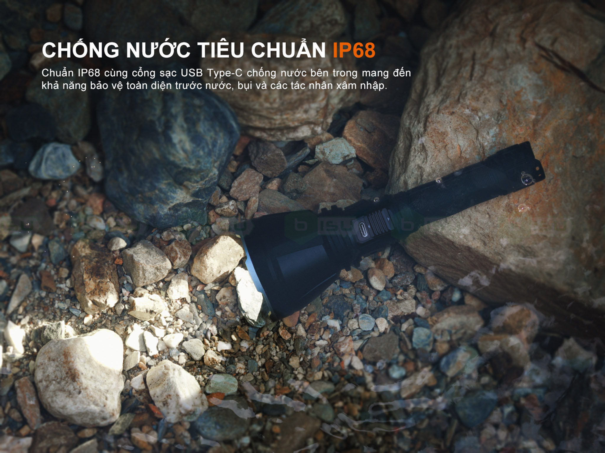 Den-pin-chieu-xa-FENIX-HT18R-V2-0-3700-Lumens-_Fenix HT18R V2.0-12.jpg