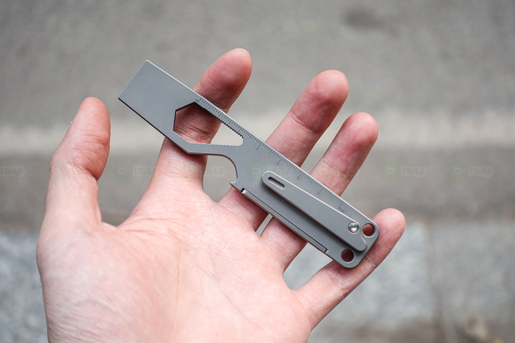 PryBar-TACRAY-chat-lieu-Titanium_Tacray Prybar-7.jpg