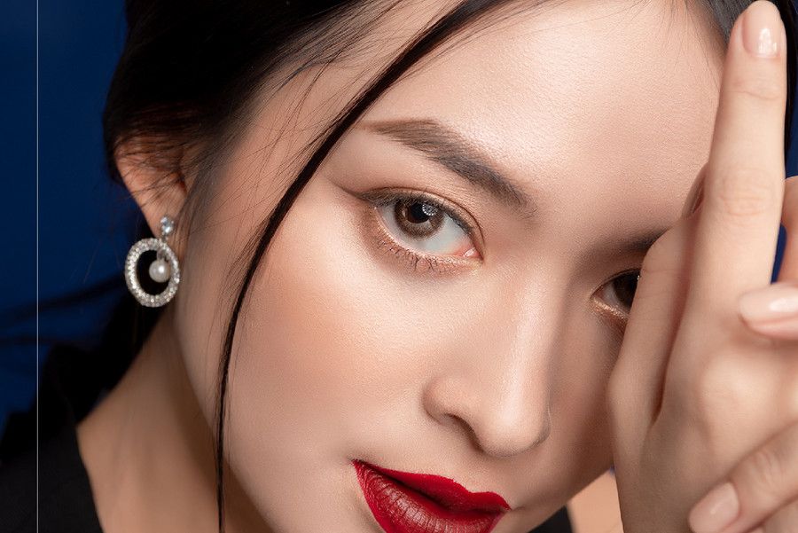 DỄ DÀNG TUYỆT ĐỐI VỚI CÁCH LẤY LENS RA KHỎI MẮT MÀ AI CŨNG NÊN BIẾT