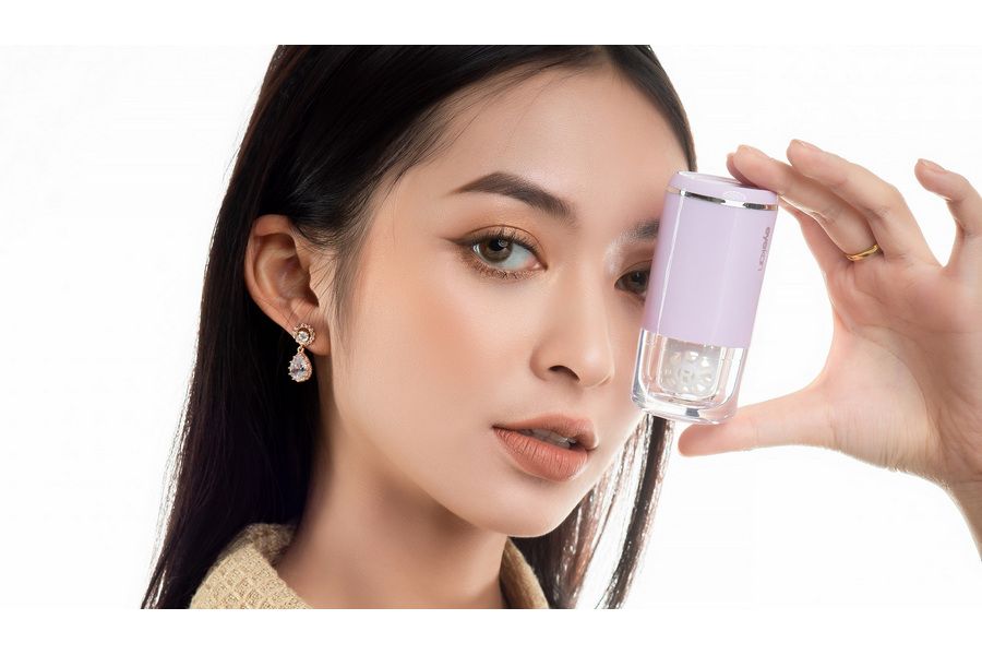 CÁCH ĐEO LENS GIÚP HẠN CHẾ BỊ XƯỚC LENS VÀ TỔN THƯƠNG MẮT